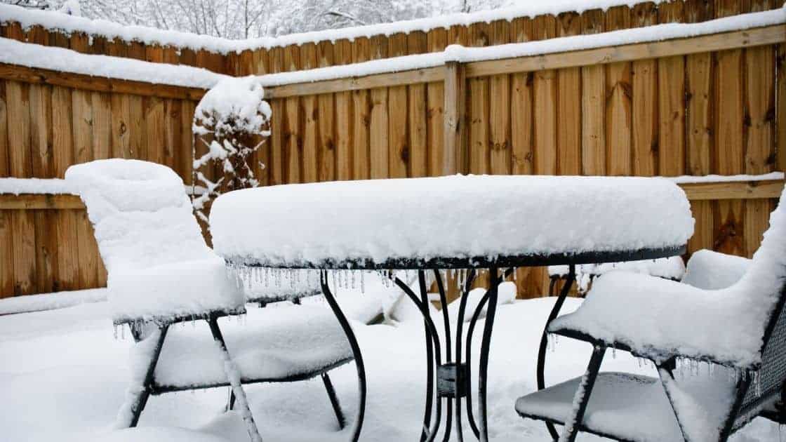 The Best Outdoor Furniture & Materials for Snow & Winter